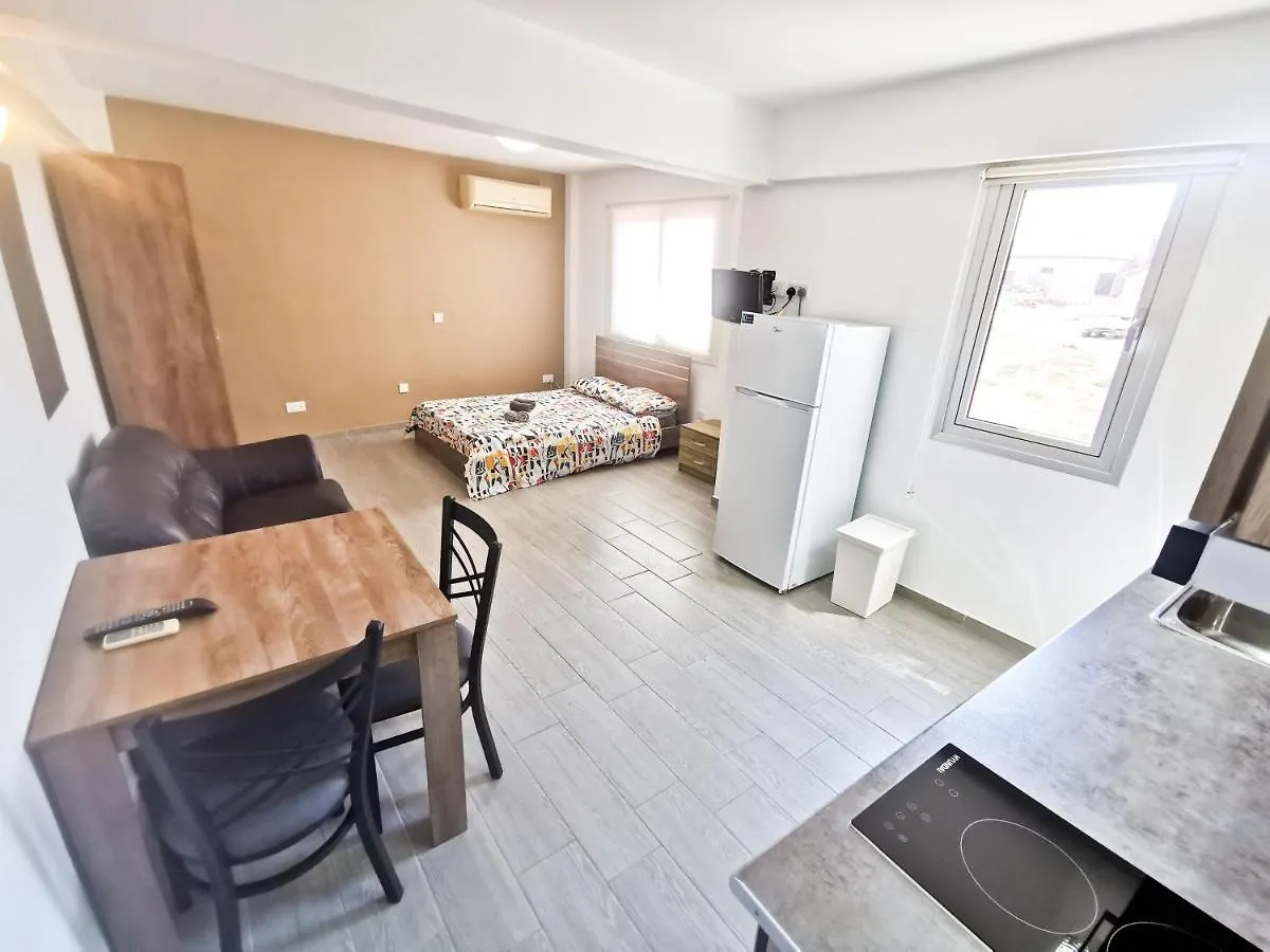 Hidden Gem City Studio Larnaca Apartment